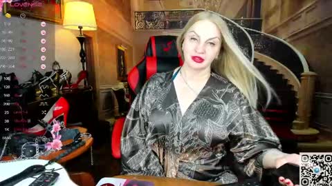 Nina online show from April 2026 01:38:01 PM