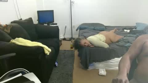 Nina Fame online show from September 2025 04:01:01 AM