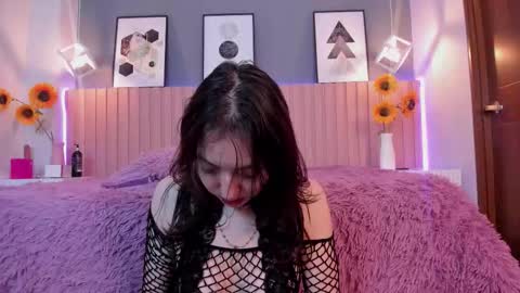 nina_ford_ online show from March 2026 03:12:01 AM