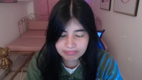 Snapshot of nina_harpper_ chatting on February 2026 01:05:02 PM Nina online show from February 2026 01:05:02 PM