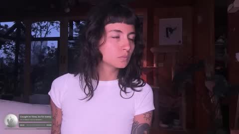 Nina.  online show from October 2025 10:41:01 PM