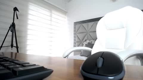  Nina  online show from February 2025 09:04:01 PM