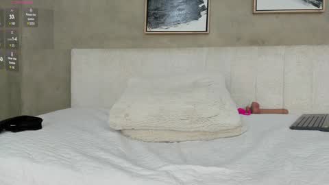 NINA online show from January 2025 03:33:02 PM