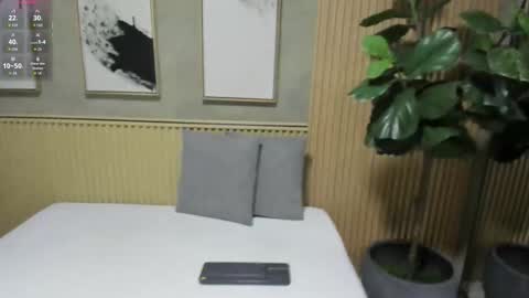 NINA online show from September 2025 11:58:01 AM