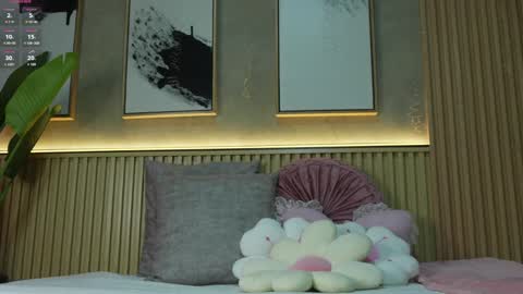 NINA online show from April 2026 01:45:02 PM