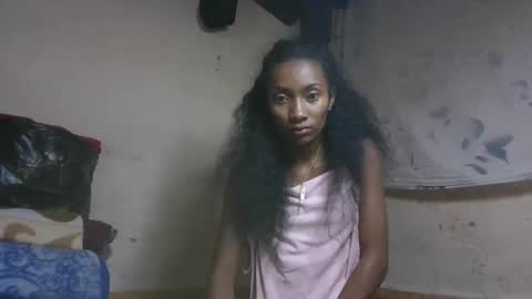 ninaeaa online show from December 2025 02:48:01 PM