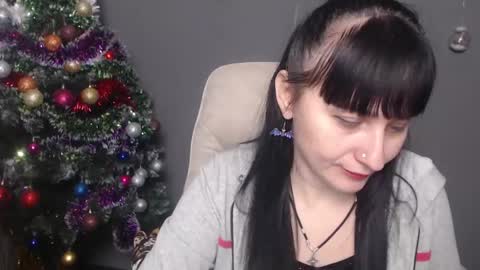 ninaflawlees online show from December 2025 12:55:01 PM