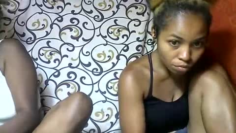 Ninah9794 online show from December 2025 06:39:01 PM