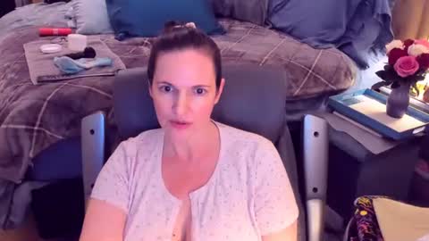 Snapshot of ninajaymes chatting on January 2025 06:11:01 AM Nina Jaymes online show from January 2025 06:11:01 AM