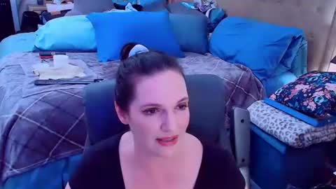 Nina Jaymes online show from February 2026 02:00:01 AM