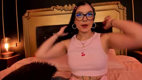 Nina online show from February 2026 07:23:01 PM