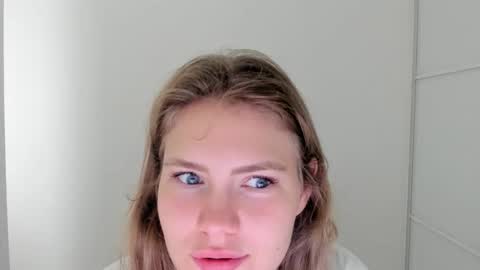 ninarihh online show from September 2025 09:53:02 AM