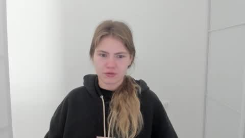 ninarihh online show from October 2025 08:57:01 AM