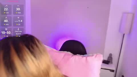 Snapshot of ninasakura_69 chatting on December 2025 11:36:02 AM Nina online show from December 2025 11:36:02 AM