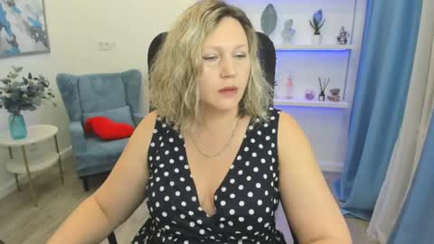 ninastarle online show from May 2026 11:37:01 AM