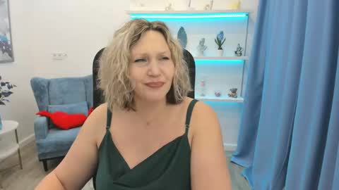 ninastarle online show from May 2026 11:50:02 AM