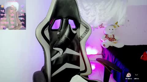 ninatinydoll1 online show from March 2025 10:59:02 AM