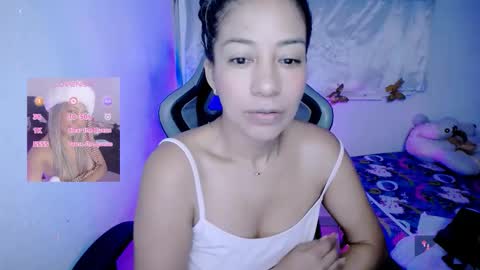 ninatinydoll1 online show from January 2026 11:14:02 AM