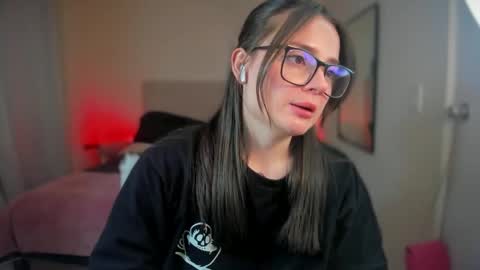 Snapshot of ninavolkov chatting on January 2025 12:29:01 AM ninavolkov online show from January 2025 12:29:01 AM