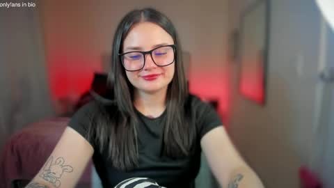 Snapshot of ninavolkov chatting on February 2025 12:38:02 AM ninavolkov online show from February 2025 12:38:02 AM