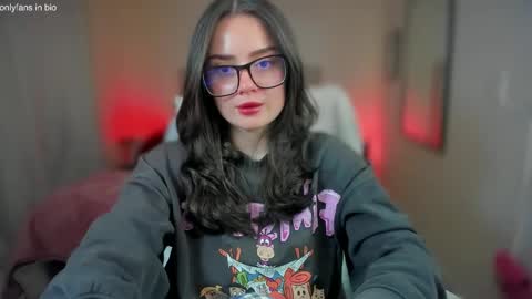 Snapshot of ninavolkov chatting on February 2025 11:24:02 PM ninavolkov online show from February 2025 11:24:02 PM