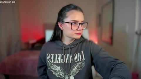 Snapshot of ninavolkov chatting on February 2025 12:27:02 AM ninavolkov online show from February 2025 12:27:02 AM