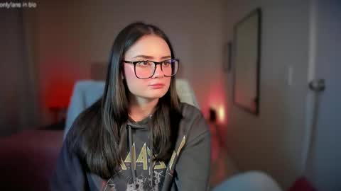 Snapshot of ninavolkov chatting on March 2025 10:52:02 PM ninavolkov online show from March 2025 10:52:02 PM