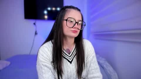 ninavolkov online show from March 2026 10:44:01 PM