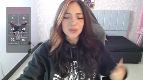 Snapshot of ninfa_ch chatting on December 2024 11:27:01 AM Ninfa online show from December 2024 11:27:01 AM