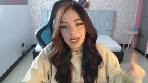 Snapshot of ninfa_ch chatting on December 2024 11:22:02 AM Ninfa online show from December 2024 11:22:02 AM