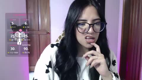 Snapshot of ninfa_ch chatting on February 2025 04:13:02 PM Ninfa online show from February 2025 04:13:02 PM