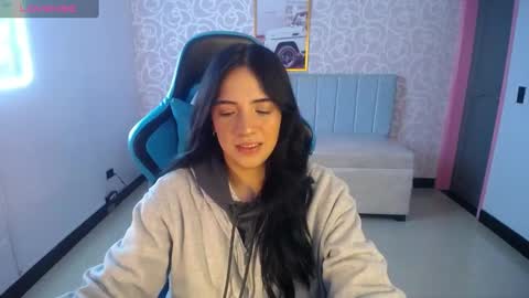 Snapshot of ninfa_ch chatting on February 2025 11:09:02 AM Ninfa online show from February 2025 11:09:02 AM