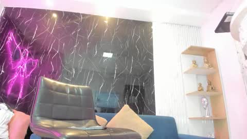 nini_beyker online show from March 2026 12:38:02 PM