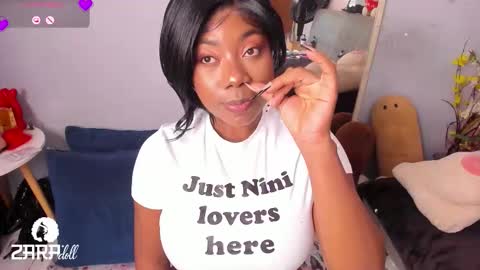 Snapshot of nini_martinii chatting on February 2026 03:23:02 PM NINI online show from February 2026 03:23:02 PM