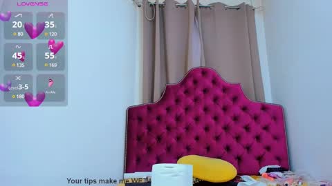 nina dee online show from January 2025 04:18:02 AM