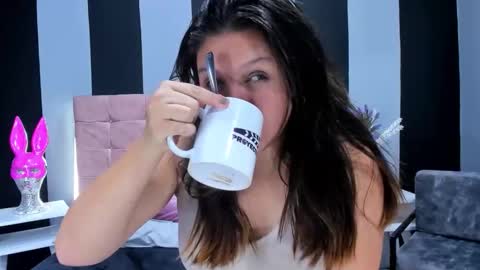 ninna_foster online show from April 2026 03:36:02 PM