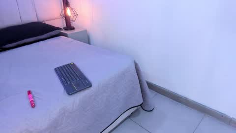 NiraLux online show from October 2025 01:22:02 PM