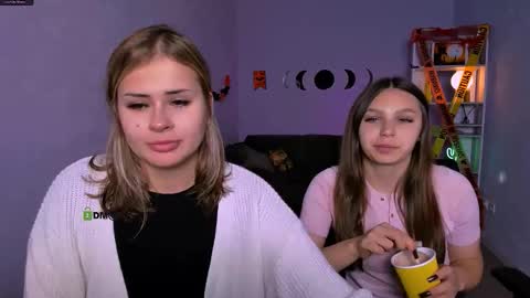 Snapshot of niri_vex chatting on October 2025 07:13:02 PM niri_vex online show from October 2025 07:13:02 PM