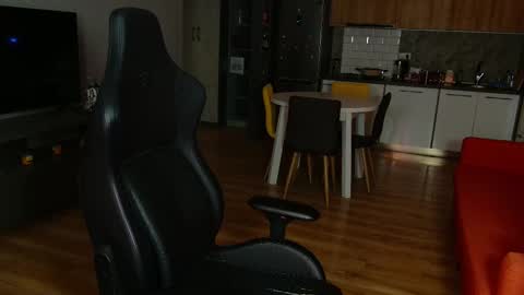 Snapshot of nitroshade chatting on January 2025 02:06:02 AM nitroshade online show from January 2025 02:06:02 AM