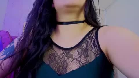 V I C T O R I A   online show from June 2026 06:32:01 PM