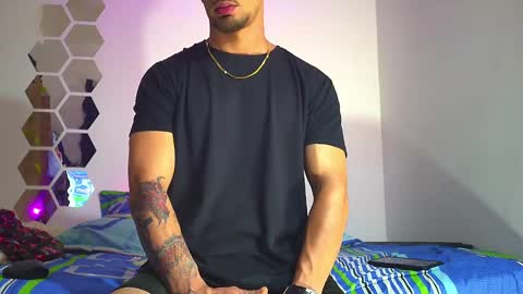 Snapshot of nixon347932 chatting on December 2024 03:52:01 AM Nicolas Muscle online show from December 2024 03:52:01 AM