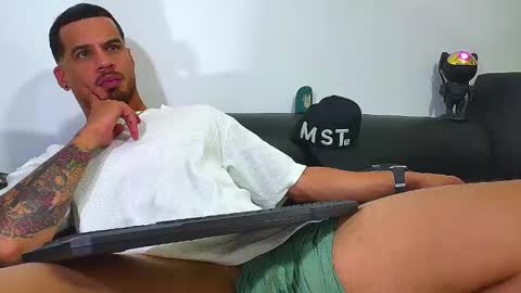 Snapshot of nixon347932 chatting on February 2025 07:06:02 AM Nicolas Muscle online show from February 2025 07:06:02 AM