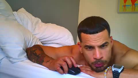Snapshot of nixon347932 chatting on March 2025 09:22:01 PM Nicolas Muscle online show from March 2025 09:22:01 PM