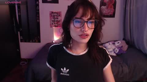 Nixxie  online show from October 2025 01:14:02 AM