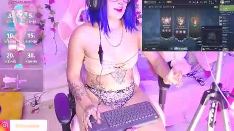 Nixy Sama online show from November 2025 12:42:02 AM