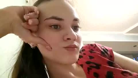 nniicckk2211 online show from January 2025 01:48:01 PM