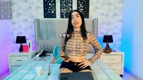 NATHALIA MORENO online show from May 2026 12:22:02 PM