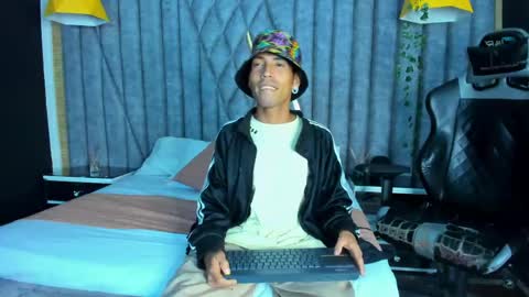 Noah online show from May 2026 03:47:02 AM