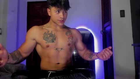 noah_223 online show from May 2026 05:25:01 AM