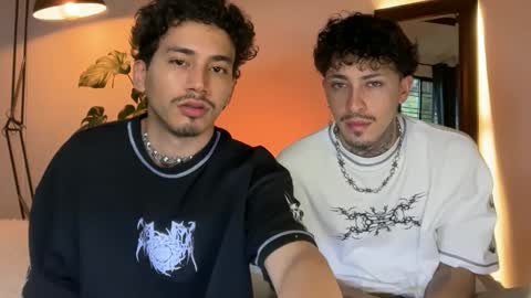 noah_and_steven online show from May 2026 08:59:01 PM